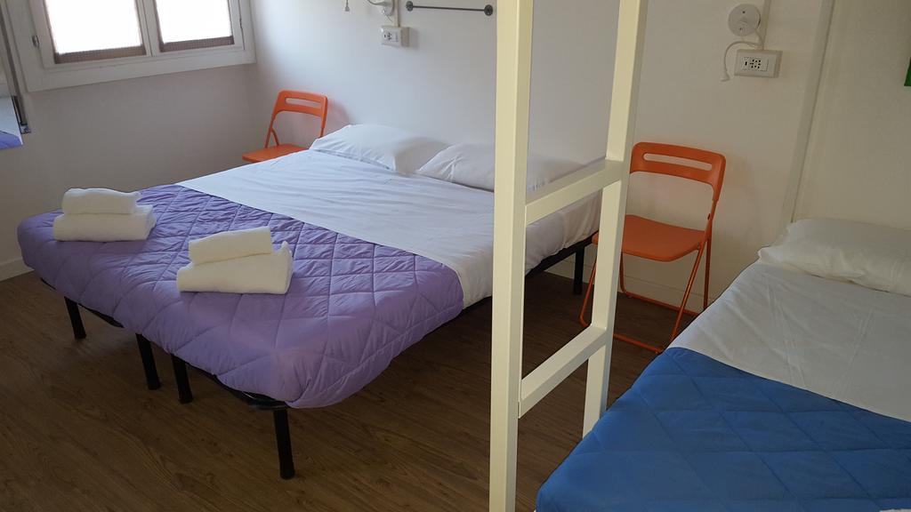 Lake Garda Hostel Salo Luaran gambar