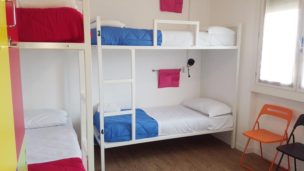 Lake Garda Hostel Salo Luaran gambar