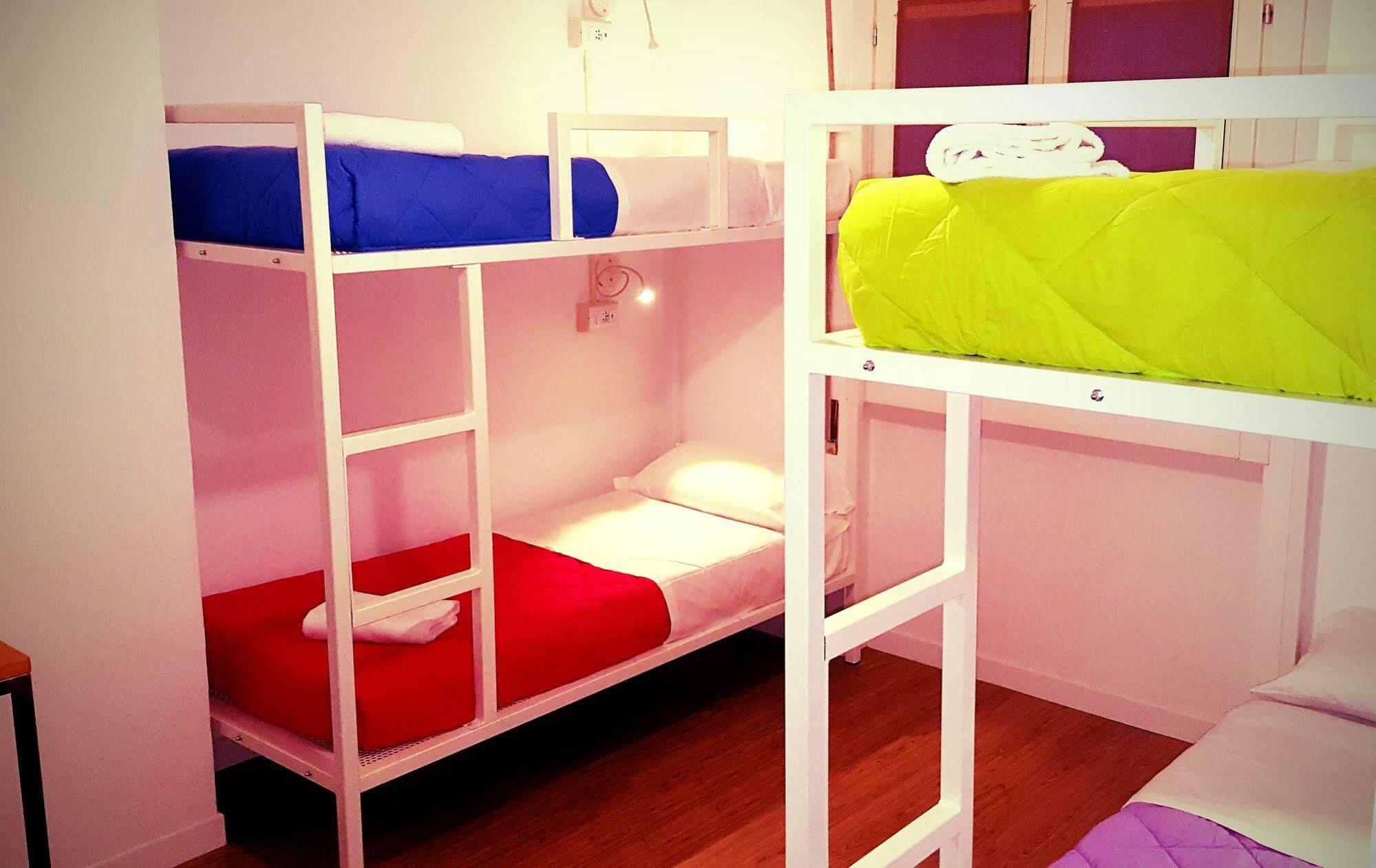 Lake Garda Hostel Salo Luaran gambar